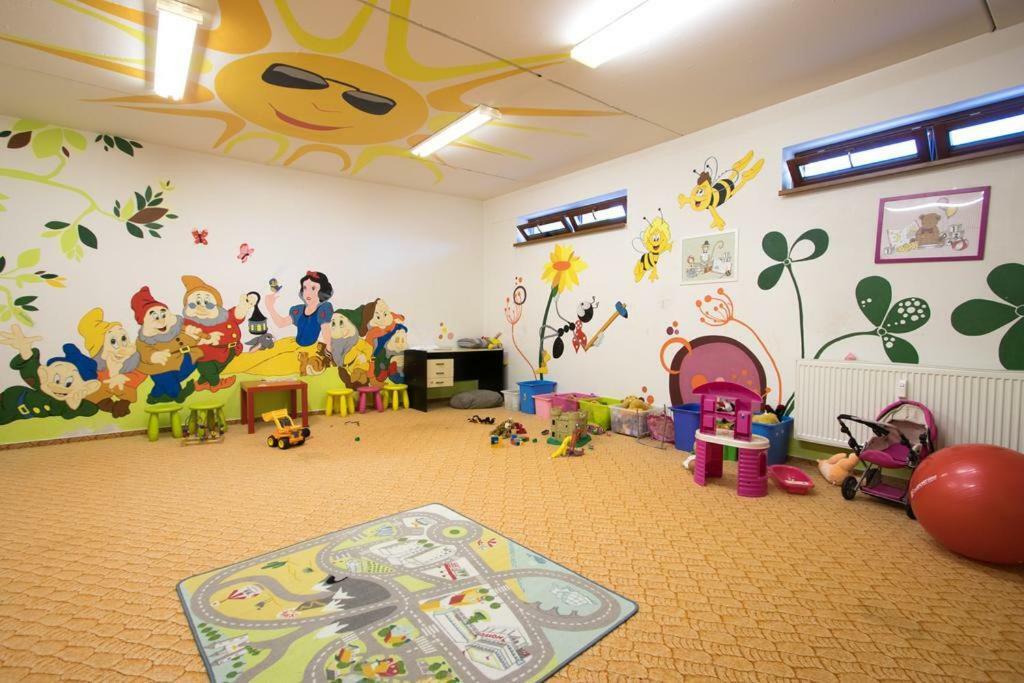 Apartman Linda - Velka Lomnica Екстер'єр фото